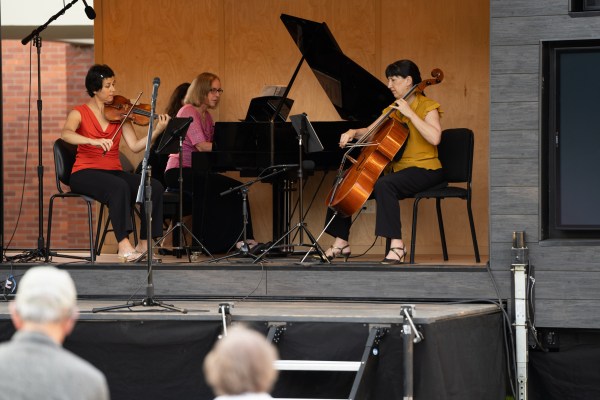 Palatine Piano Trio (L to R: Inés Voglar Belgique, Susan DeWitt Smith, Nancy Ives) performed in the SoundsTruck NW at Lewis & Clark College. Photo by Rachel Hadiashar.