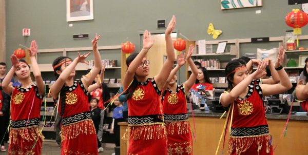 Lunar New Year performance at Holgate Library. Image Courtesy of Multnomah County Library.