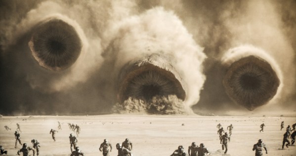 big ass sandworms in Dune 2