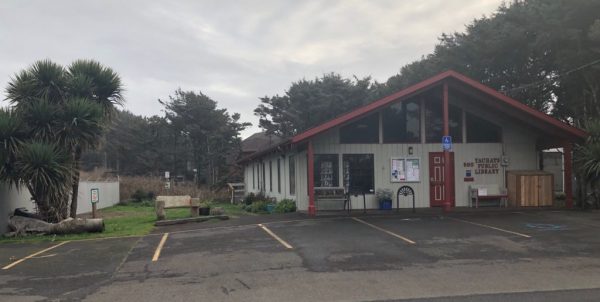 The city of Yachats and its Library Commission want to tear down the 50-year-old library on West Seventh Street and replace it with a 2,400-square-foot building. Photo by: Quinton Smith/YachatsNews.com