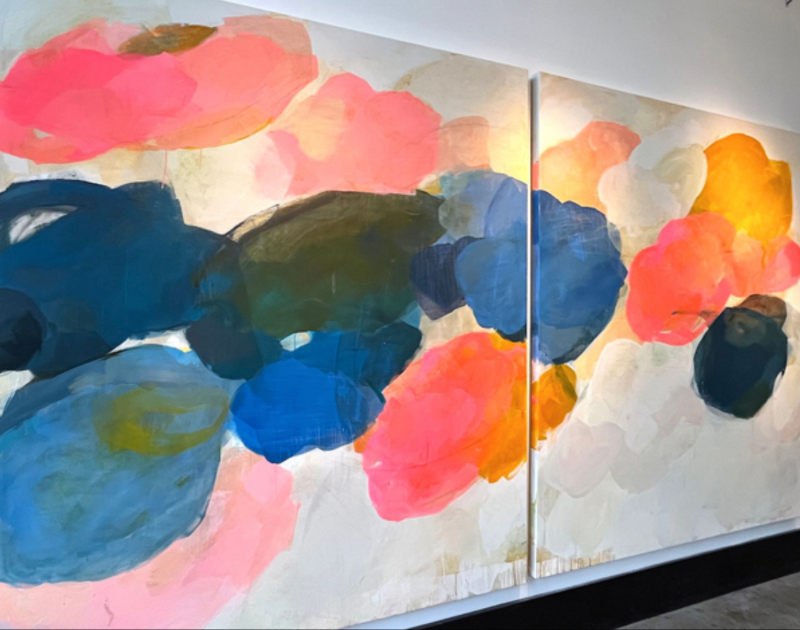 Thérèse Murdza, large wall-sized abstract painting, "our humming remnants of a dialogical sky" (2024). Photo: Thérèse Murdza